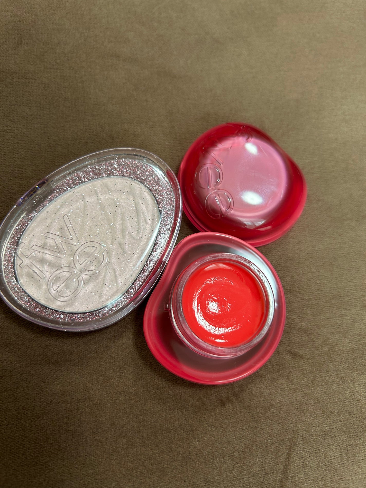 フィー リップアンドチーク グローイジェリーポット/fwee/リップグロスを使ったクチコミ(2枚目)