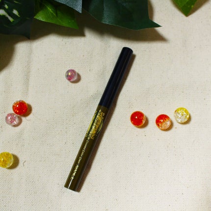 アヴァンセ ジョリ・エ ジョリ・エ クリーミィカラーライナー/アヴァンセ/ペンシルアイライナーを使ったクチコミ(1枚目)