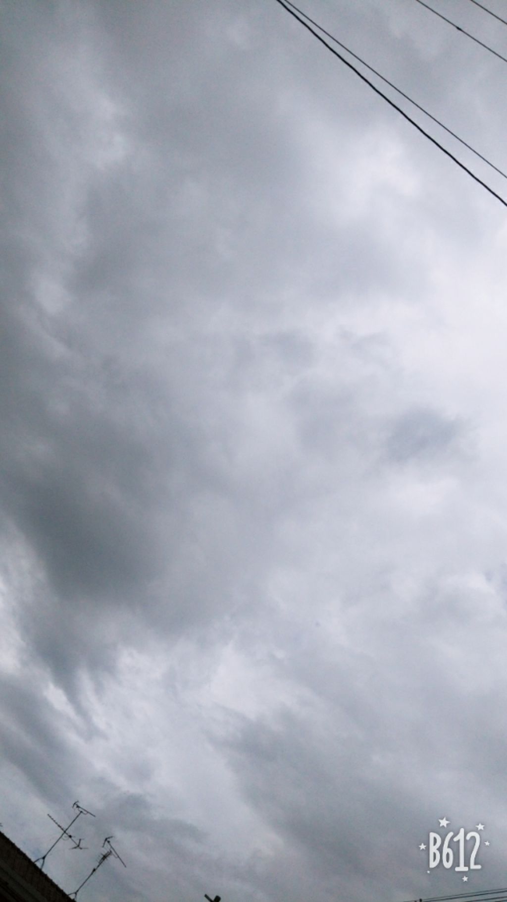 ルージュ ヴォリュプテ シャイン/YVES SAINT LAURENT BEAUTE/口紅を使ったクチコミ(4枚目)