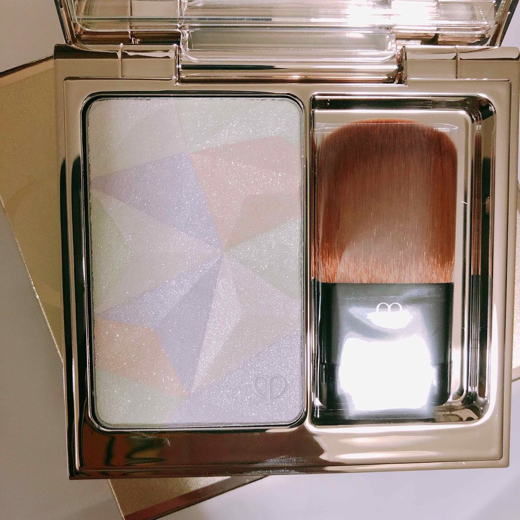 クレ・ド・ポー ボーテ レオスールデクラ/クレ・ド・ポー ボーテ/パウダーハイライトを使ったクチコミ（3枚目）