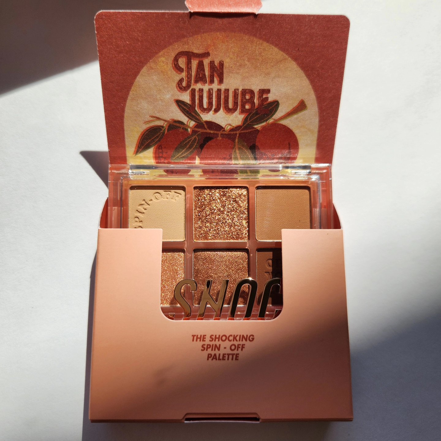 ザショッキングスピンオフパレット/TONYMOLY/アイシャドウパレットを使ったクチコミ（1枚目）