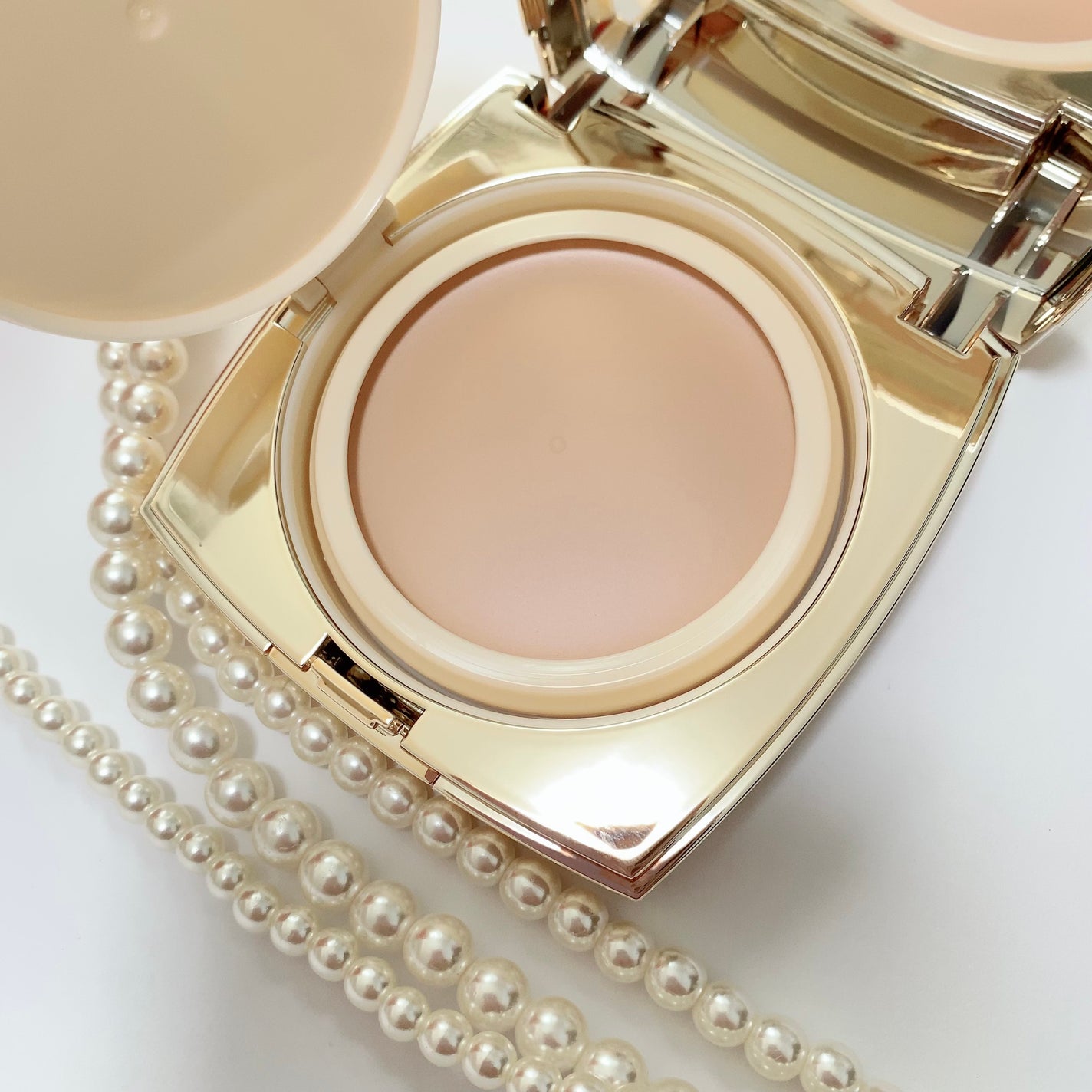 ニューマグネットパクト(ツイードエディション)/CLIO/クッションファンデーションを使ったクチコミ(7枚目)