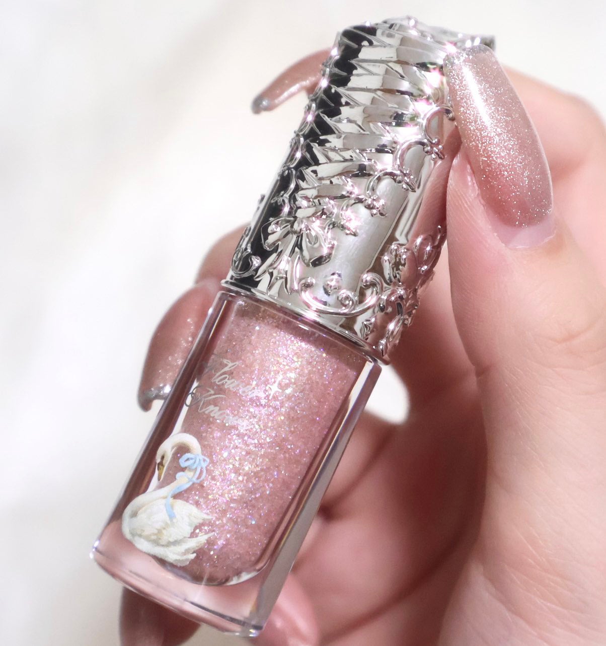 フラワーノーズ スワンバレエシリーズ リキッドアイシャドウ/FlowerKnows/リキッドアイシャドウを使ったクチコミ(1枚目)