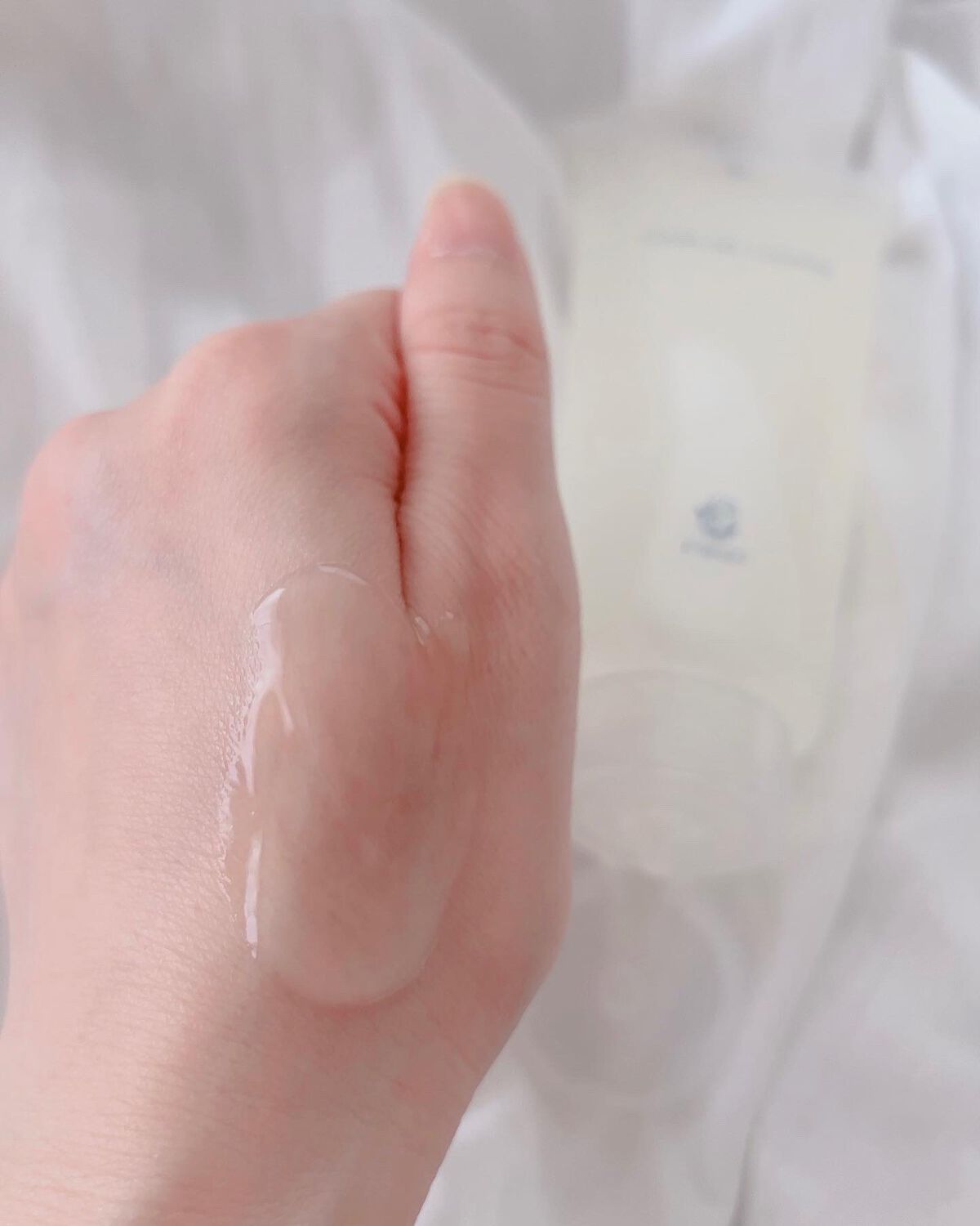 Ｆleuri(フルリ) クリアゲルクレンズのクチコミ「毛穴汚れ・皮脂の除去・
キメなどの検証結果が医学誌に
掲載されるほど、　
注目されている.....」（3枚目）