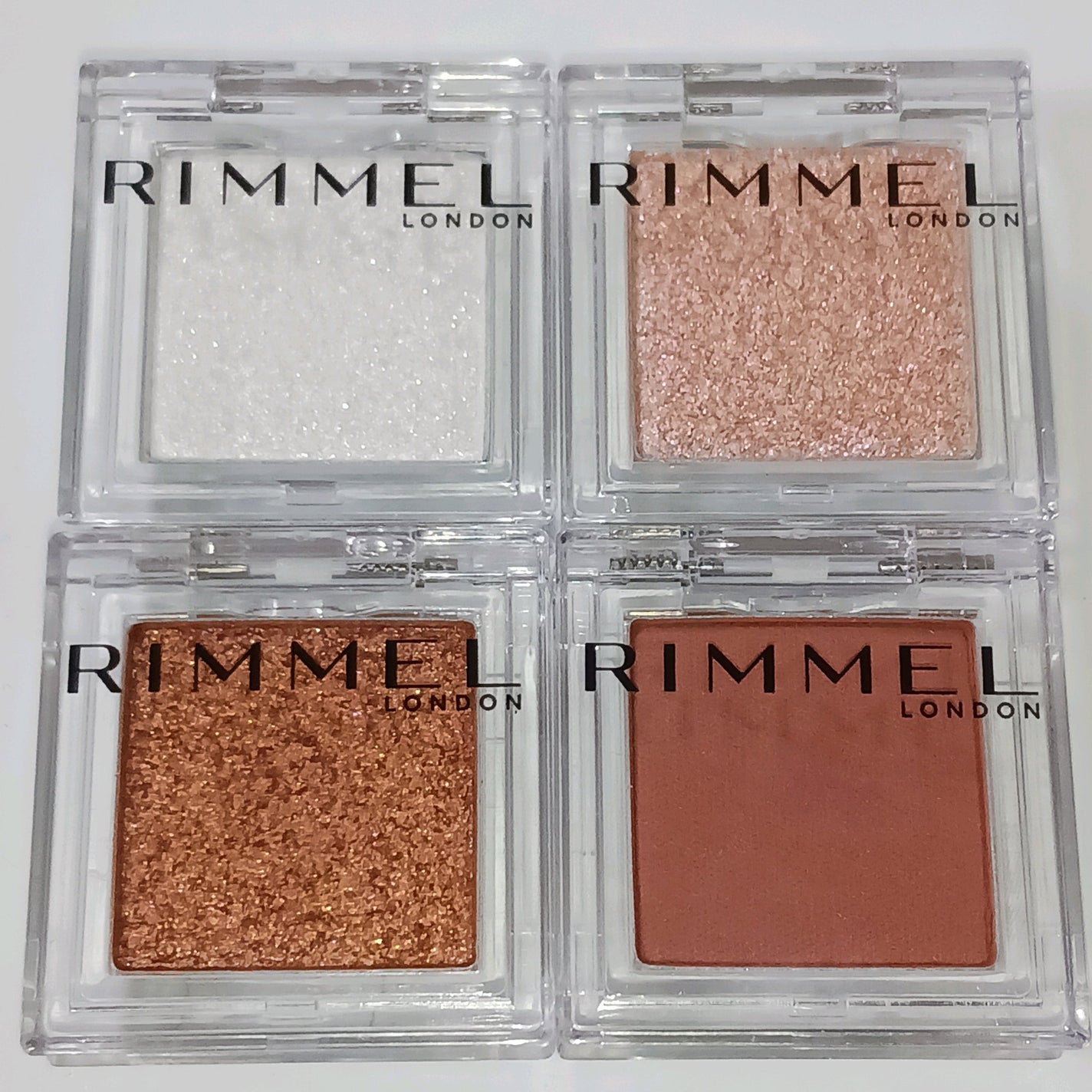 ワンダー キューブ アイシャドウ パール/リンメル ロンドン/単色アイシャドウを使ったクチコミ(4枚目)