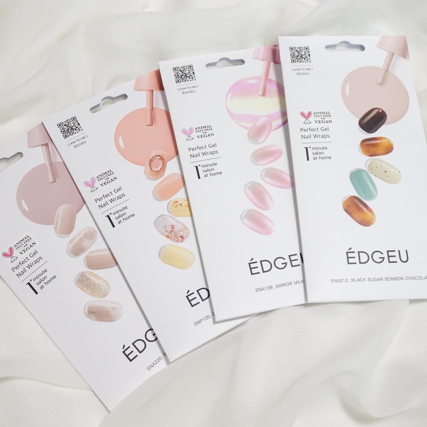 EDGEU ジェルネイルシール/EDGEU/ネイルシールを使ったクチコミ(4枚目)