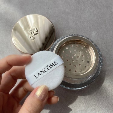 LANCOME アプソリュ エッセンス イン パウダーのクチコミ「 2023下半期のベスコスを多数受賞、ランコム最高峰のスキンケアシリーズ「アプソリュ」のフェイ.....」（2枚目）