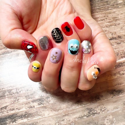 mamico on LIPS 「*お客様ネイル〜💅USJに行かれるという事で、ガッツリUSJな..」(1枚目)