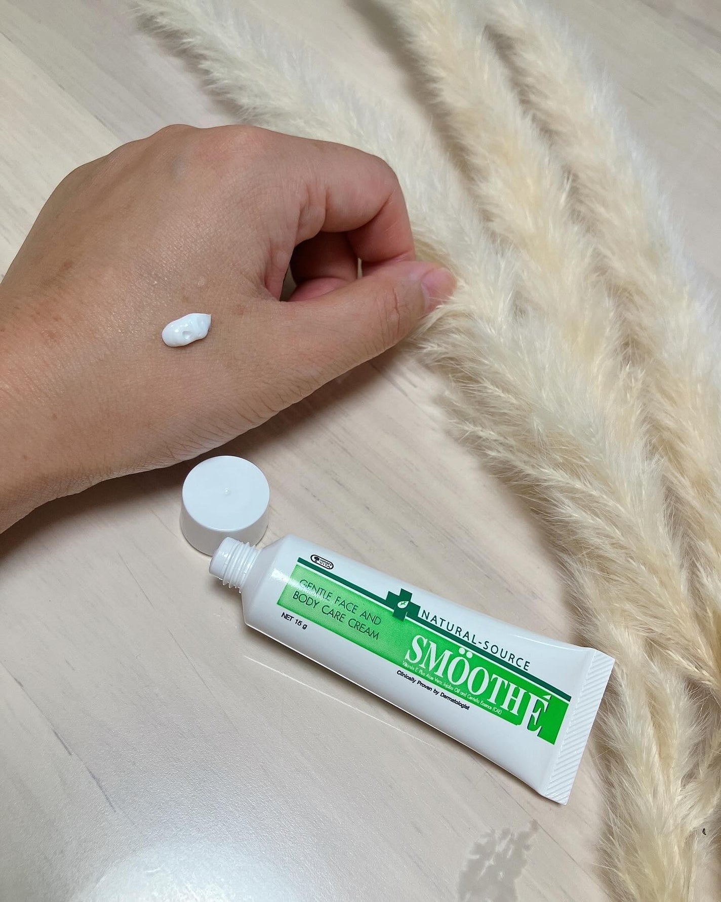 スムースEクリーム/SMOOTH E/フェイスクリームを使ったクチコミ(2枚目)