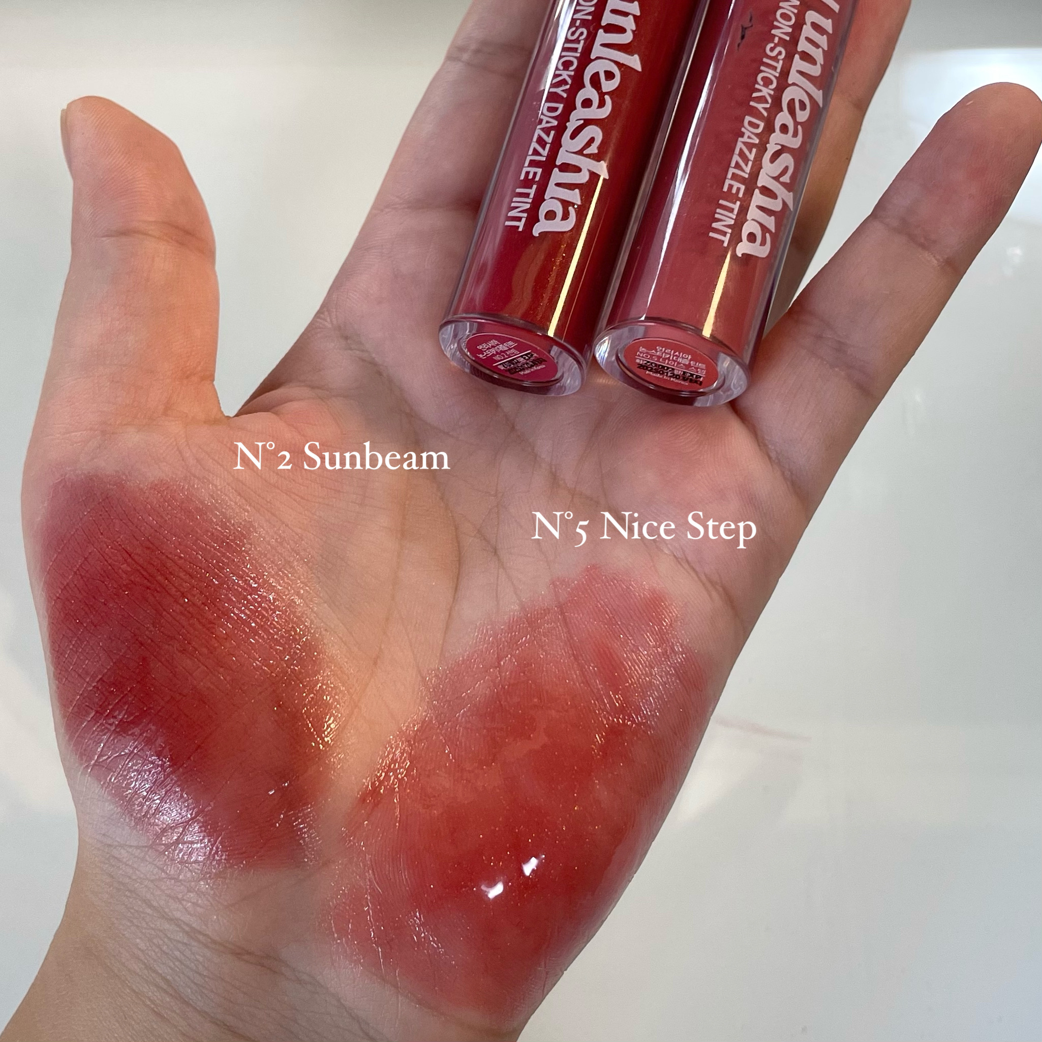 ノンスティッキーダズルティント N°5ナイスステップ【旧】/unleashia/リップティントを使ったクチコミ（3枚目）