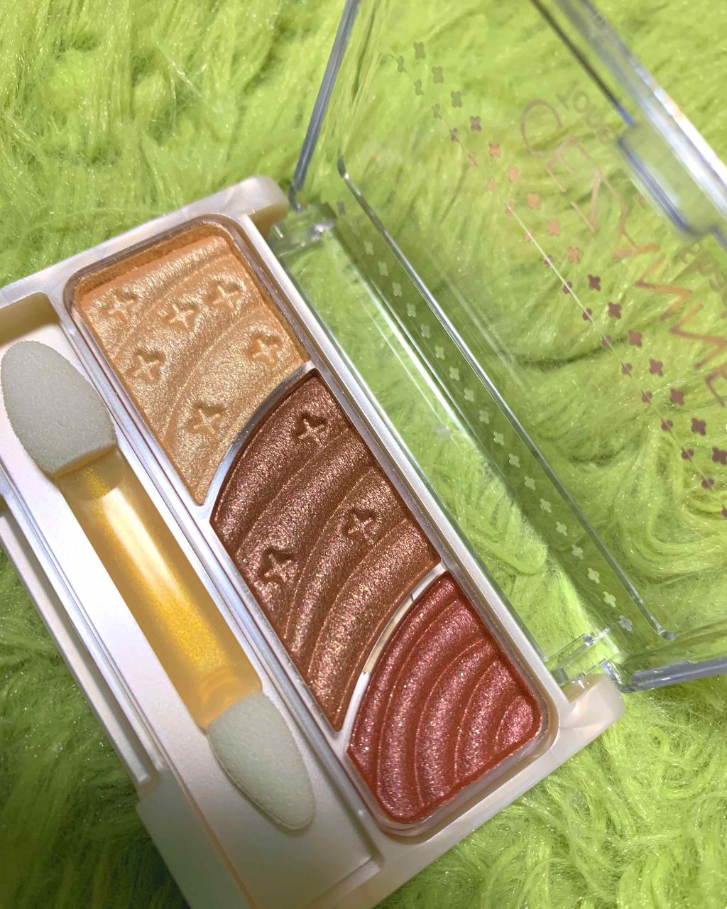 トーンアップアイシャドウ/CEZANNE/アイシャドウパレットを使ったクチコミ(2枚目)