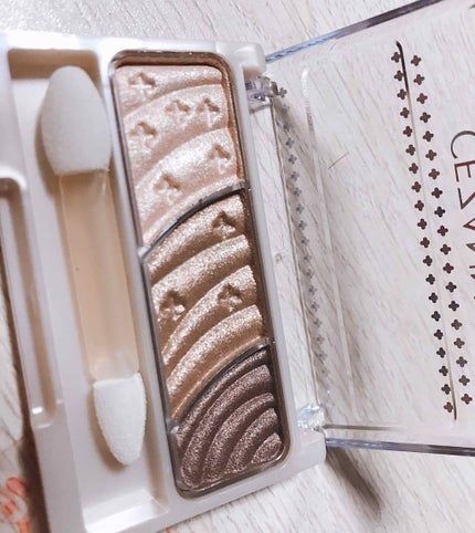 トーンアップアイシャドウ/CEZANNE/アイシャドウパレットを使ったクチコミ(2枚目)