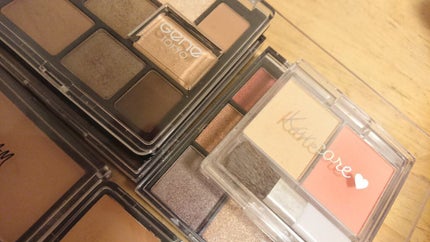 UR GLAM BLOOMING EYE COLOR PALETTE/U R GLAM/アイシャドウパレットを使ったクチコミ(1枚目)