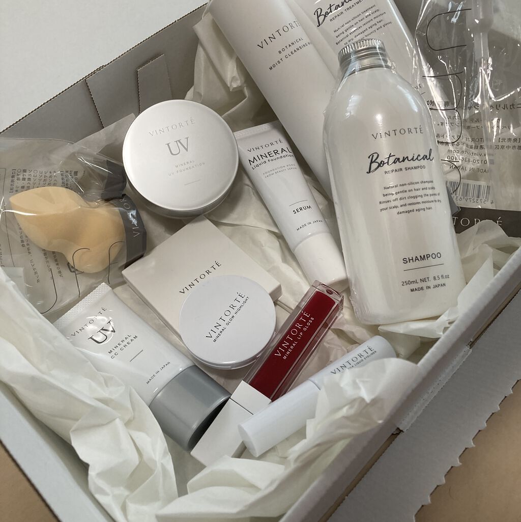 ミネラルUVファンデーション（ケース・パフ付）/ヴァントルテ/パウダーファンデーションを使ったクチコミ（1枚目）