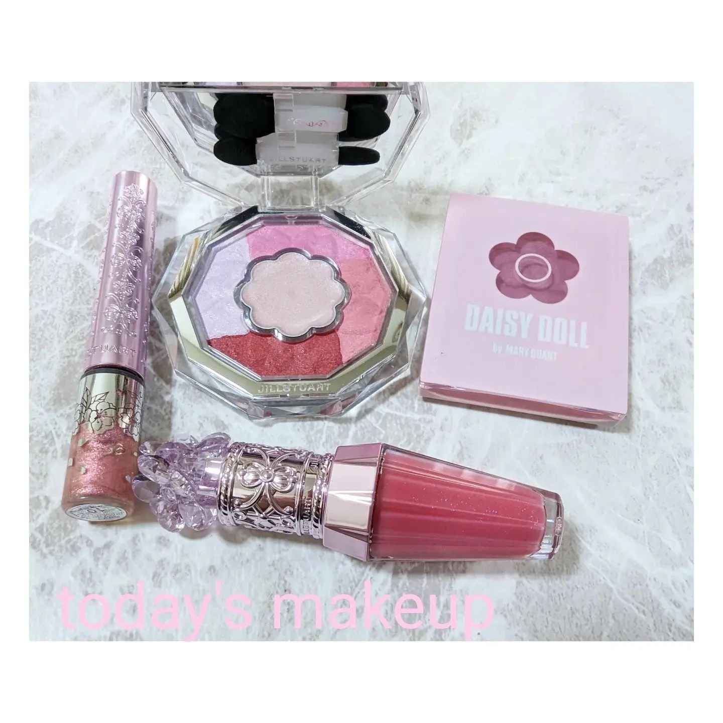 ジルスチュアート　アイダイヤモンド グリマー 10 twinkle sakura petals＜サクラブーケ＞（限定色）/JILL STUART/グリッターを使ったクチコミ（1枚目）