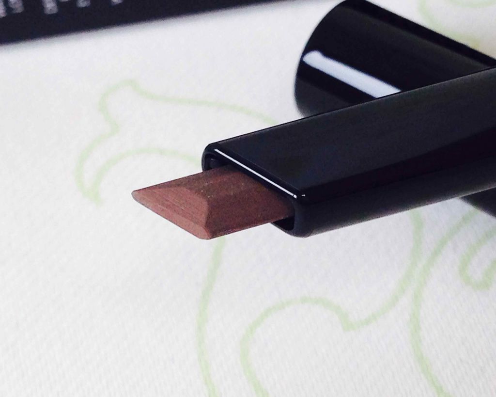 スティロ スルスィル ウォータープルーフ/CHANEL/アイブロウペンシルを使ったクチコミ(2枚目)