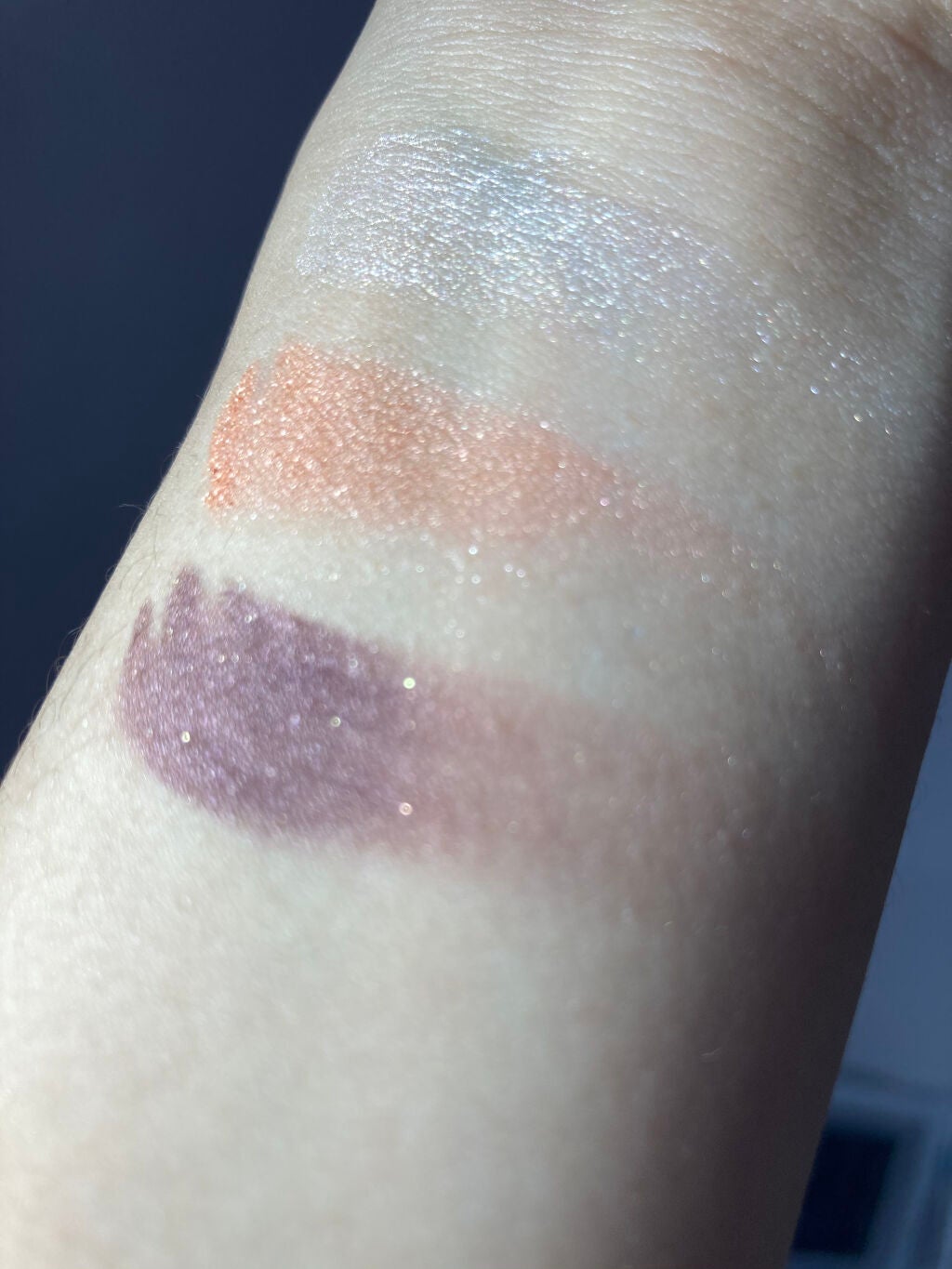 トーンアップアイシャドウ/CEZANNE/アイシャドウパレットを使ったクチコミ(3枚目)