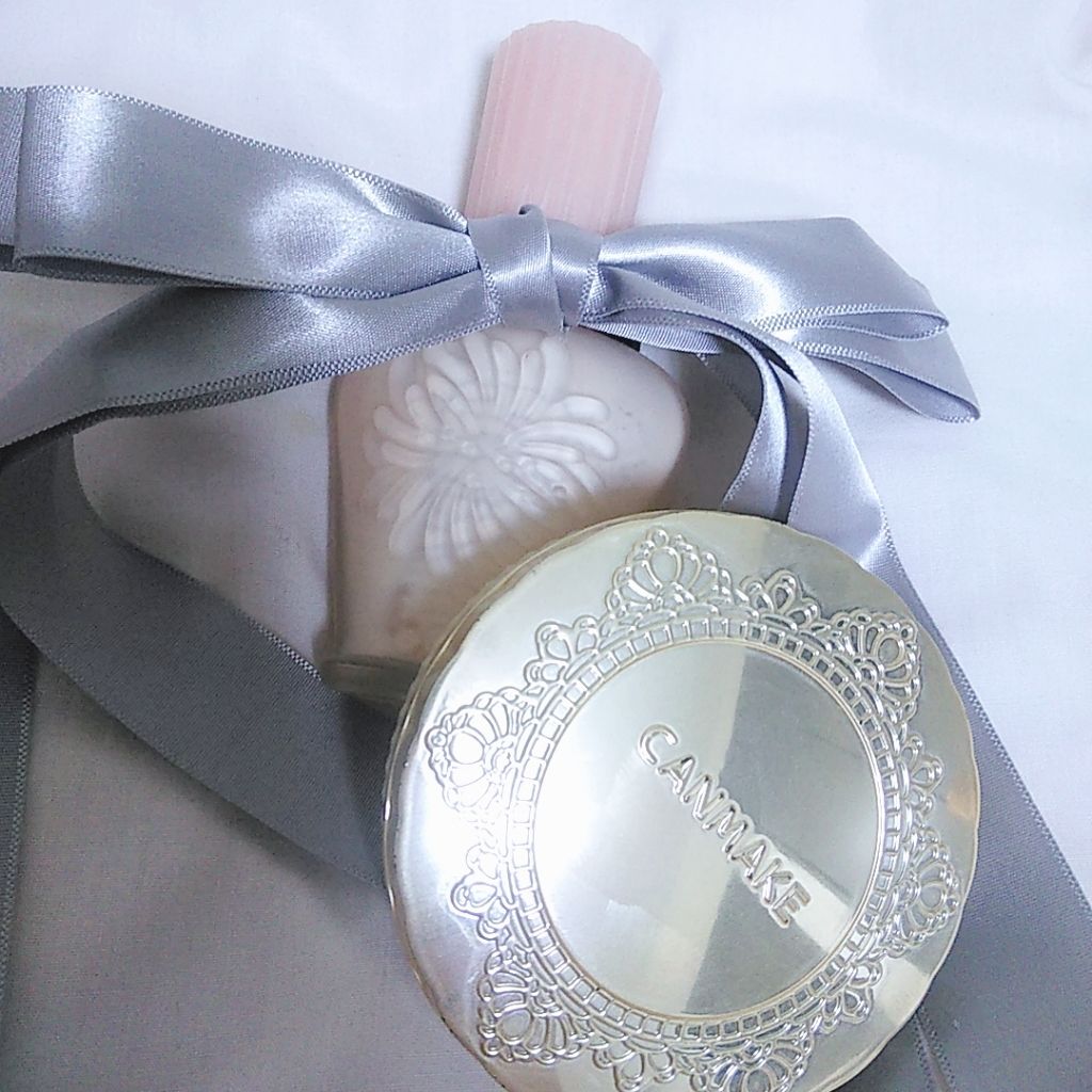 【旧品】マシュマロフィニッシュパウダー/キャンメイク/プレストパウダーを使ったクチコミ(1枚目)