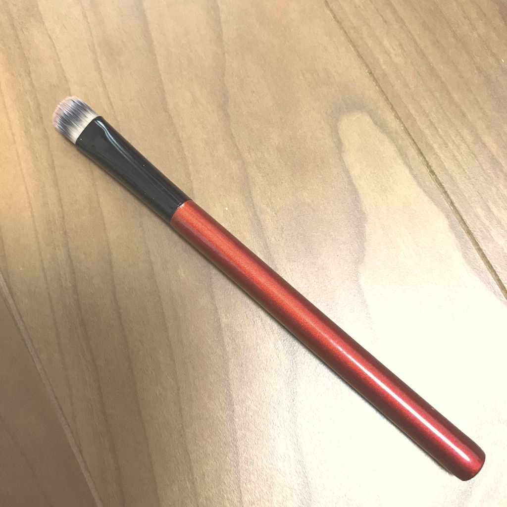 春姫 アイシャドウブラシ/DAISO/メイクブラシを使ったクチコミ（2枚目）