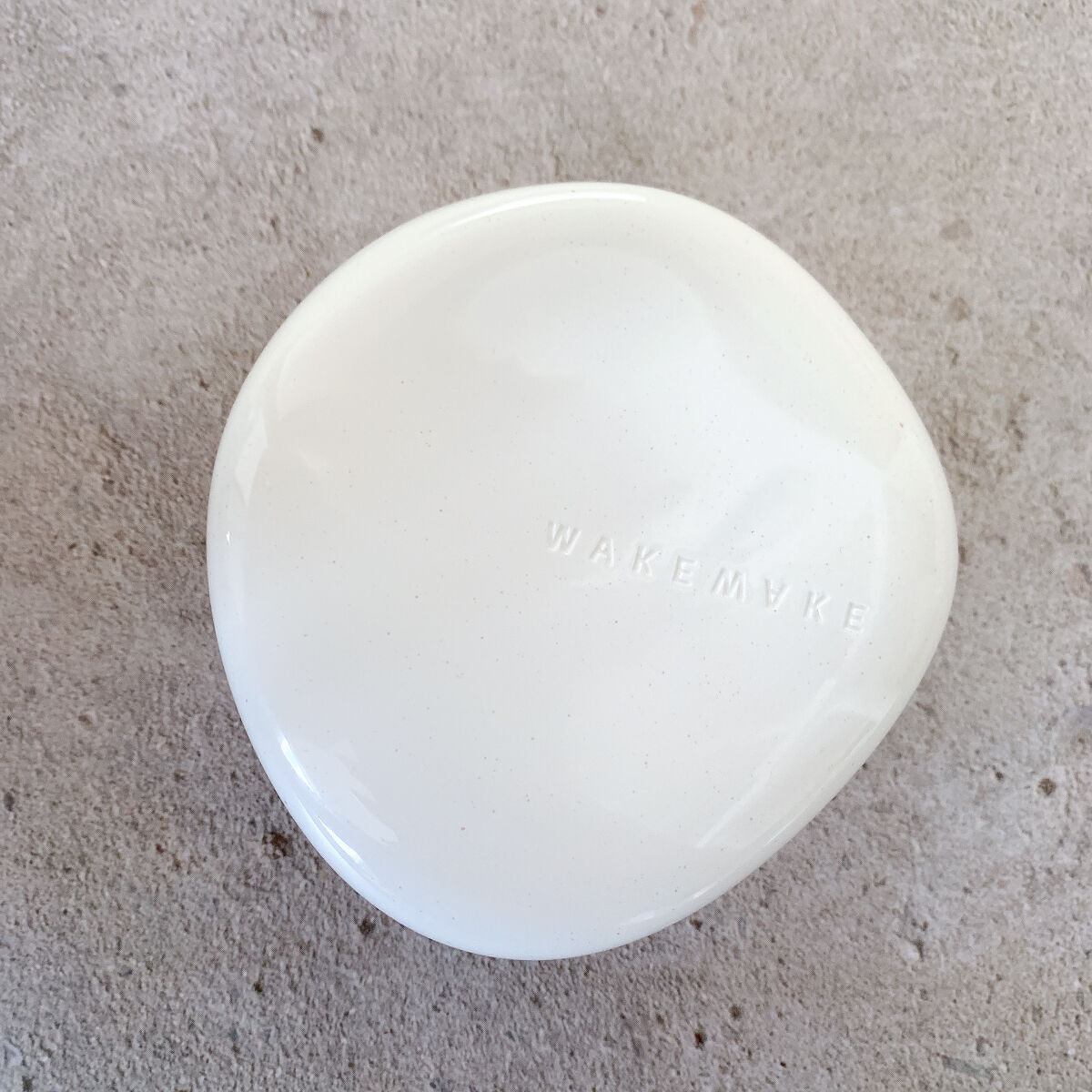 ビーガンクリーンピュアカバークッション/wakemake/クッションファンデーションを使ったクチコミ（2枚目）