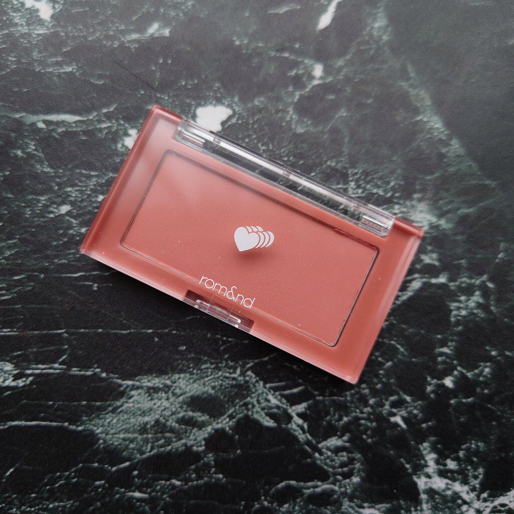 ベターザンチーク/rom&nd/パウダーチークを使ったクチコミ（2枚目）