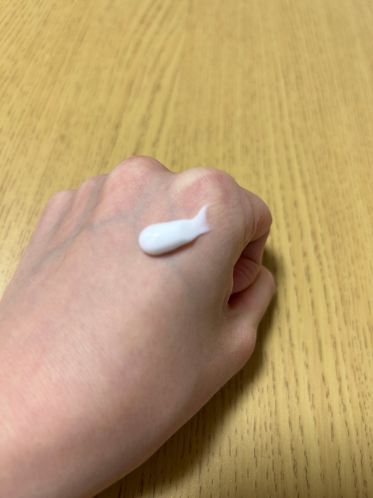 ビューティーチャージ ピーチティーの香り/アトリックス/ハンドクリームを使ったクチコミ(2枚目)