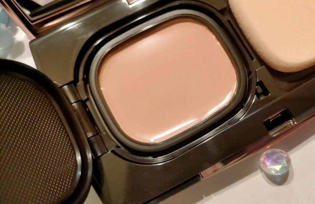 フローレス フィット FR30/COVERMARK/クリーム・エマルジョンファンデーションを使ったクチコミ（3枚目）