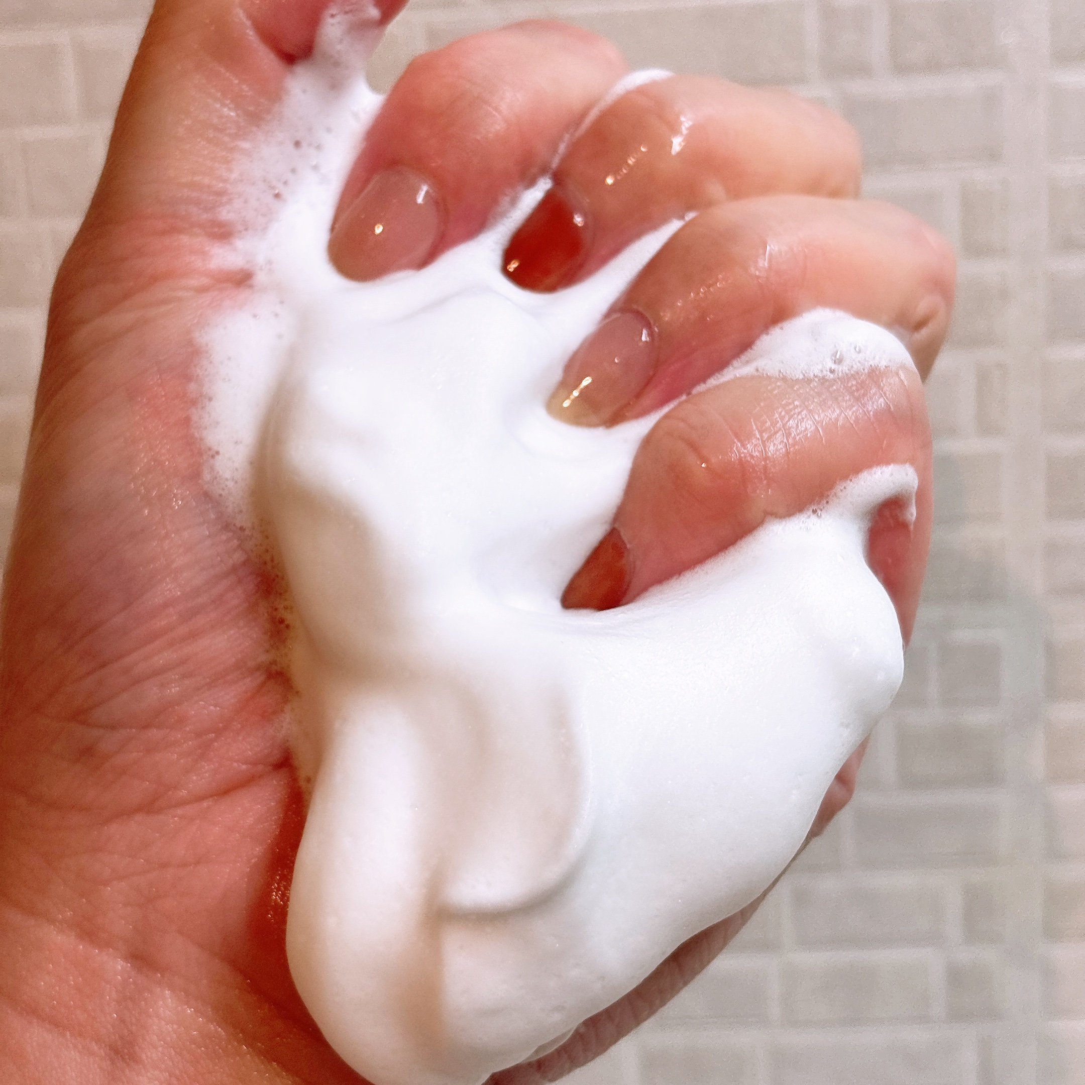 ハイドリウム トリプルヒアルロニックモイスチャライジングクレンザー/COSRX/洗顔フォームを使ったクチコミ（3枚目）