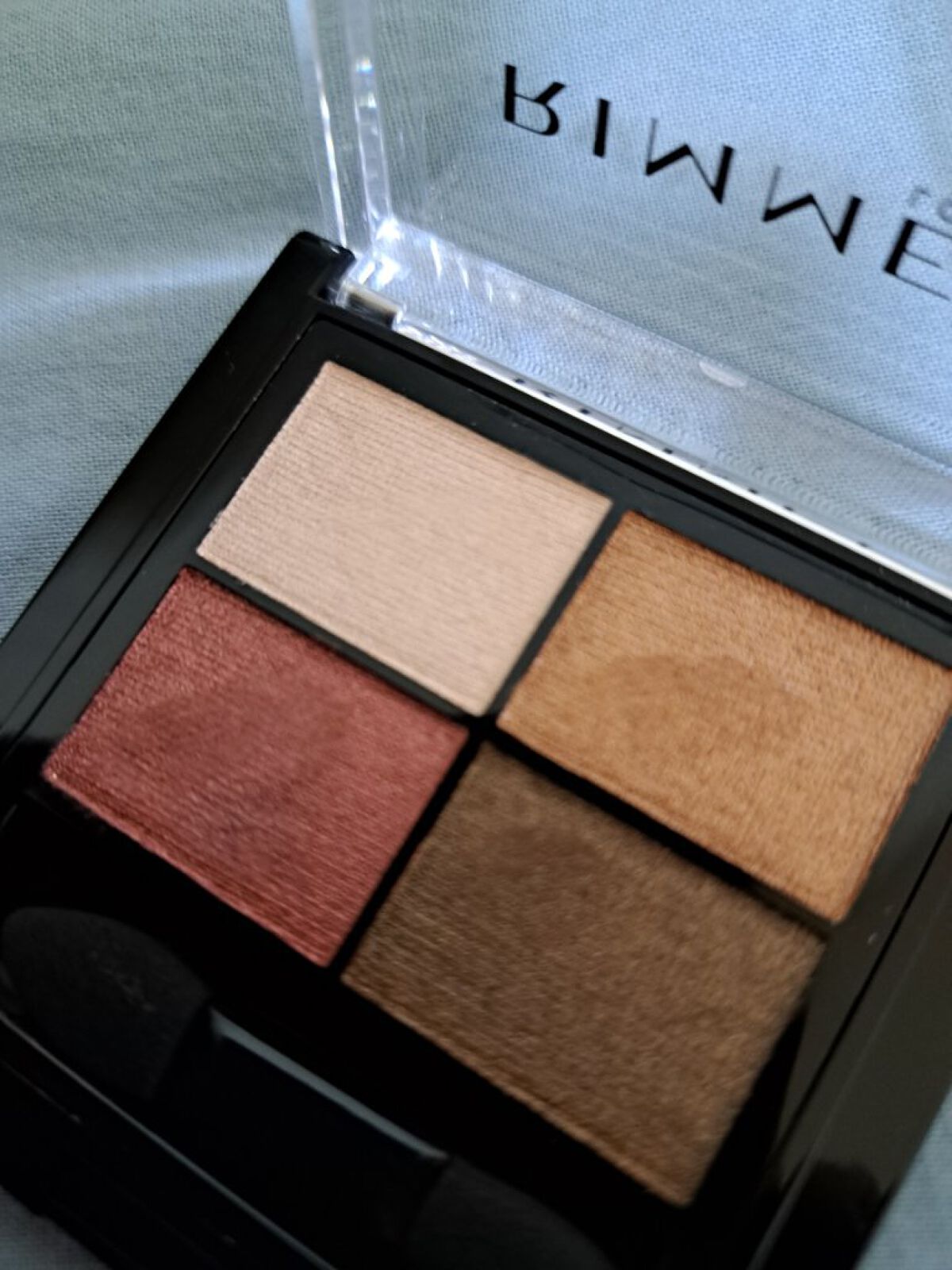 ワンダー エバー アイシャドウ 003　サンセットレッド/リンメル ロンドン/アイシャドウパレットを使ったクチコミ（2枚目）