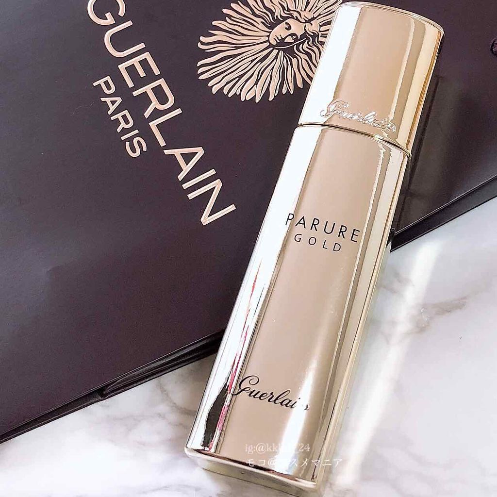 GUERLAIN パリュール ゴールド フルイドのクチコミ「ゴールドに光り輝くパッケージ。



リニューアルされたパリュールゴールド。



見るからに.....」（1枚目）