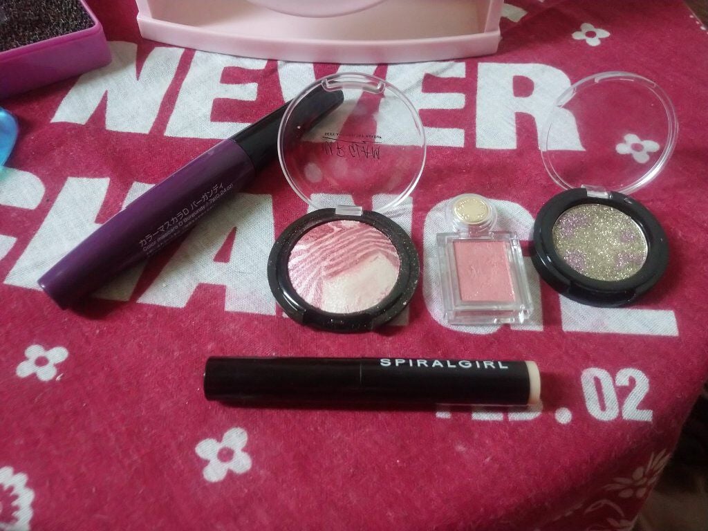 シャドーカスタマイズ/MAJOLICA MAJORCA/単色アイシャドウを使ったクチコミ(2枚目)