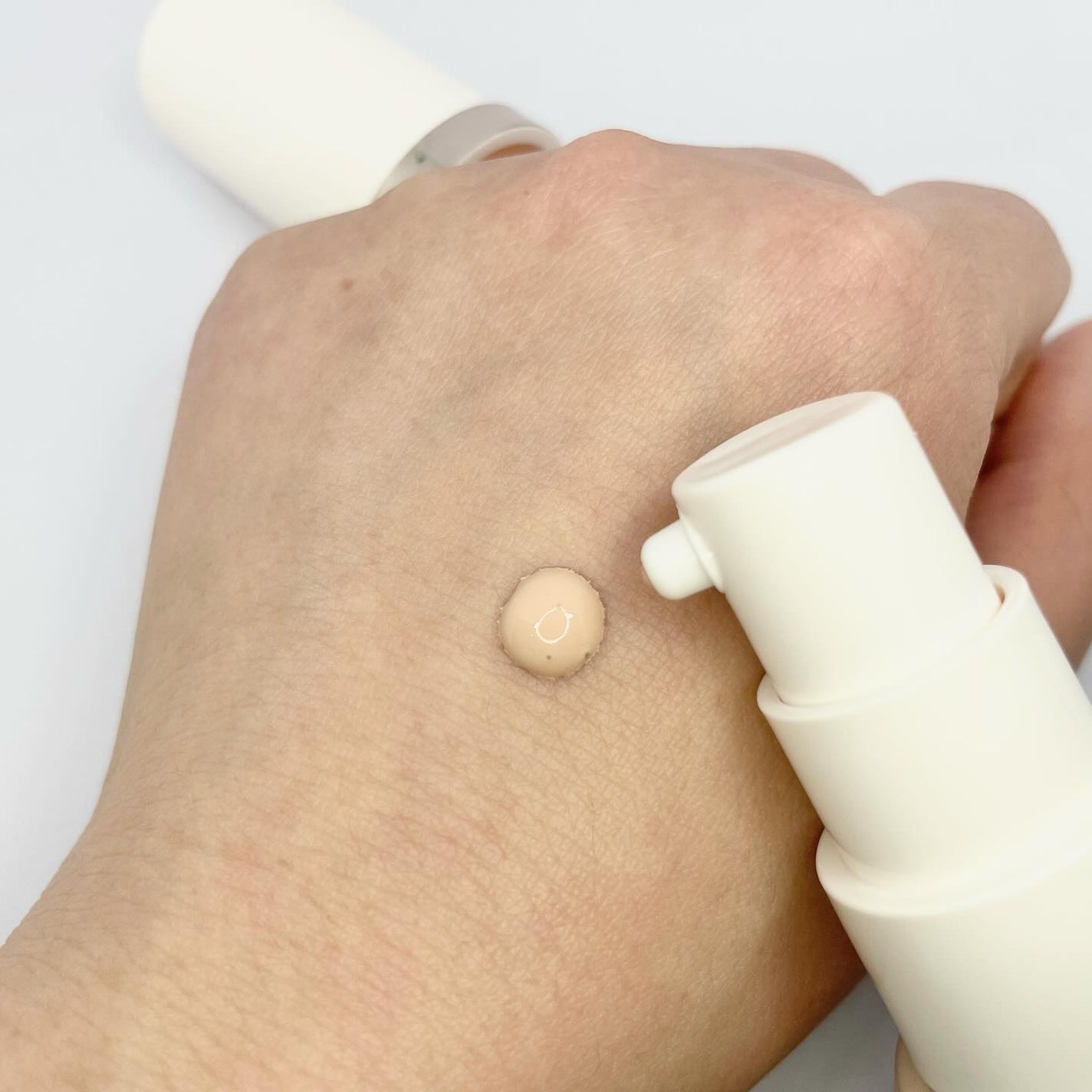 エッセンスリキッド EX/マキアージュ/リキッドファンデーションを使ったクチコミ(2枚目)