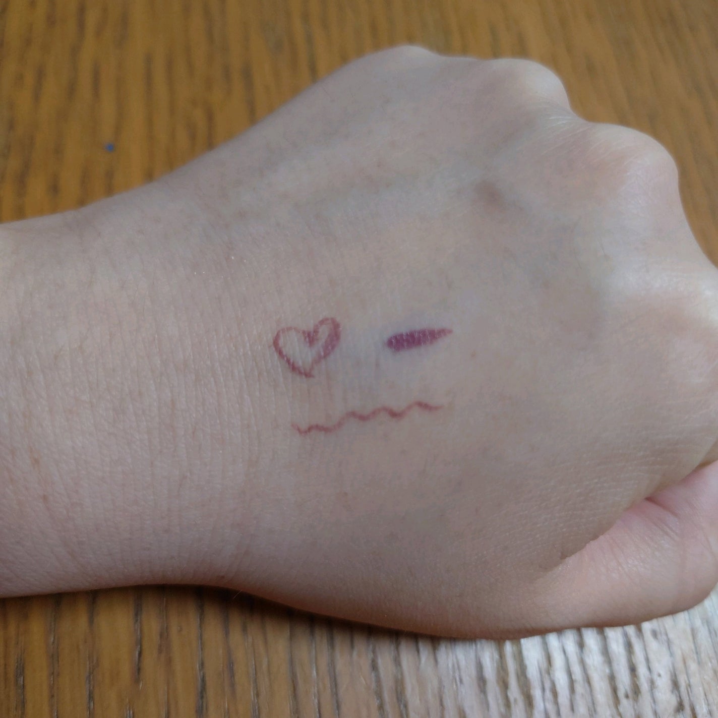 シルキーリキッドアイライナーWP/D-UP/リキッドアイライナーを使ったクチコミ(4枚目)