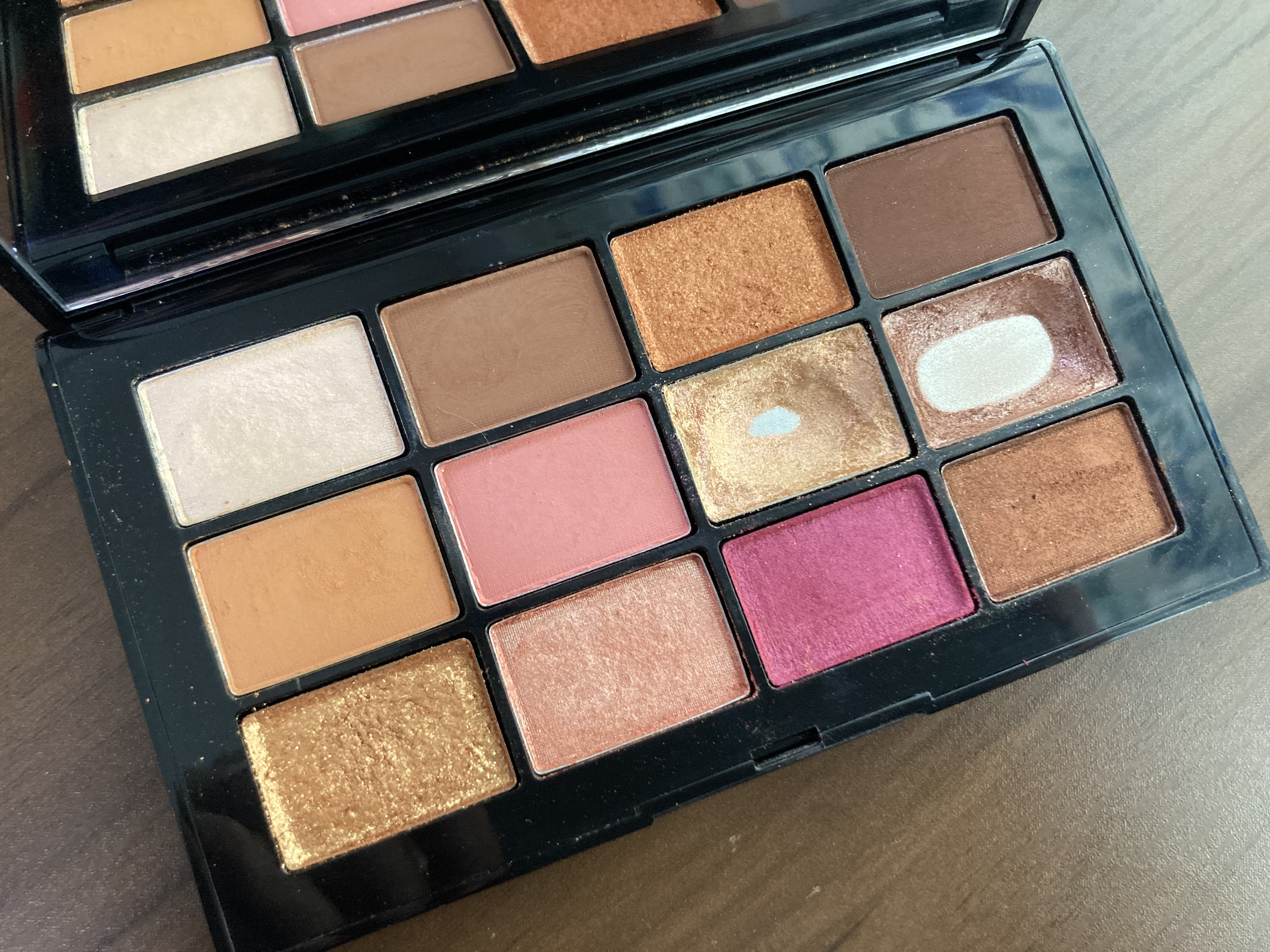 アフターグロー アイシャドーパレット/NARS/アイシャドウパレットを使ったクチコミ（3枚目）