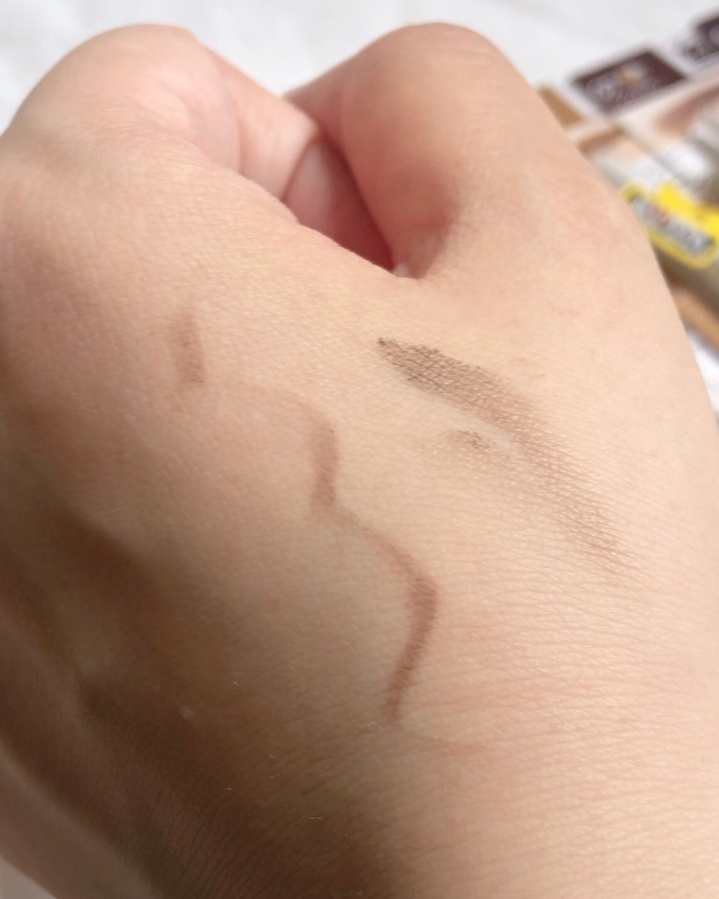 サナ ニューボーン パーフェクトアイブロウ 01 グレイッシュブラウン/サナ ニューボーン/アイブロウペンシルを使ったクチコミ（3枚目）