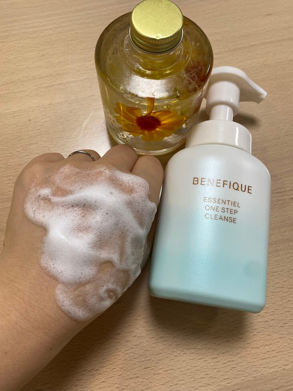 エッセンシャル ワンステップクレンズ/BENEFIQUE/泡洗顔を使ったクチコミ(4枚目)