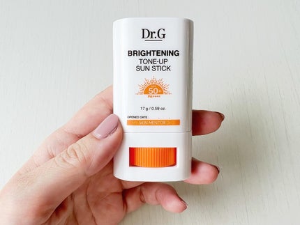 ブライトニングアップサンスティック SPF50+ PA++++/Dr.G/日焼け止めスティックを使ったクチコミ(3枚目)