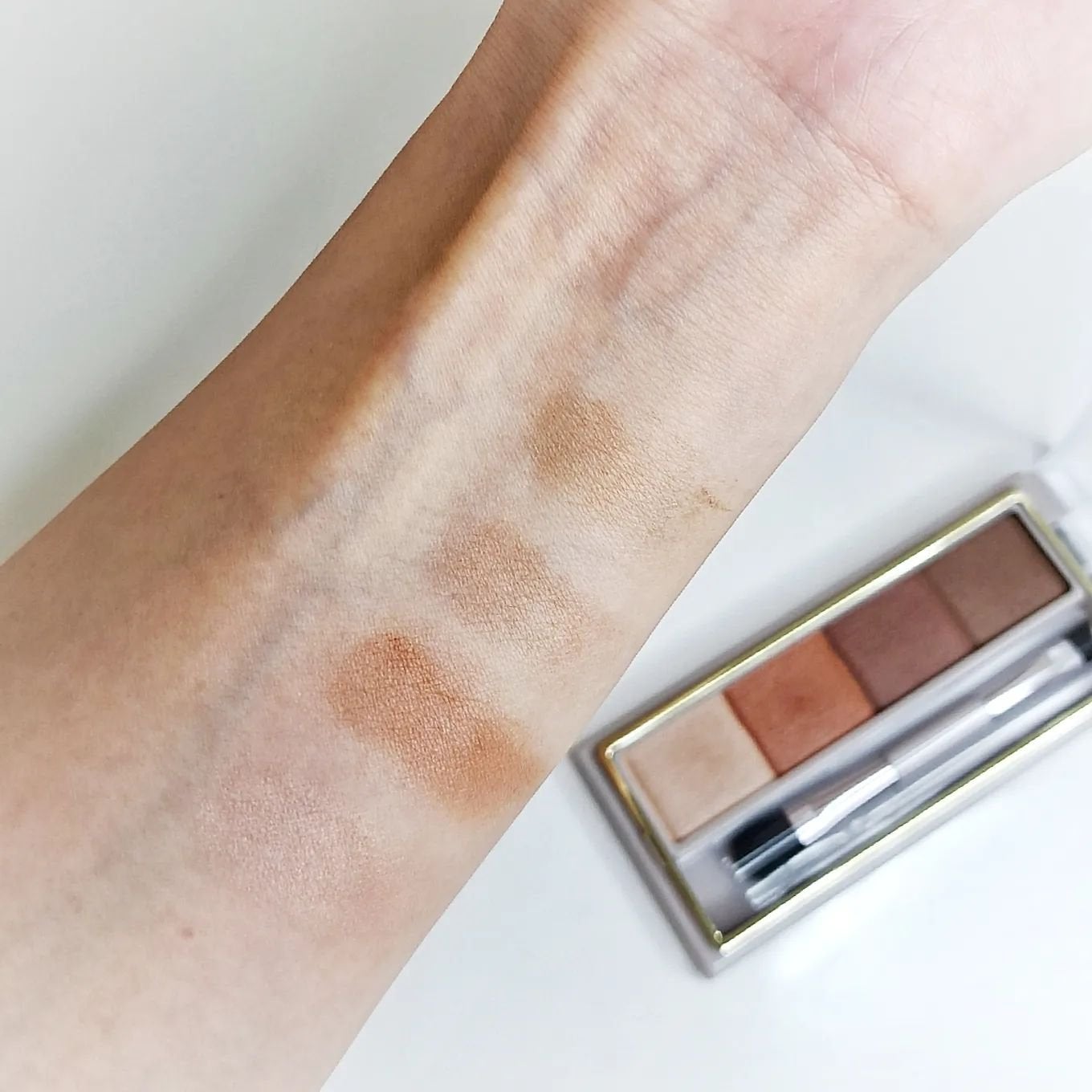 カラーエディットパウダーブロウ/excel/パウダーアイブロウを使ったクチコミ(3枚目)