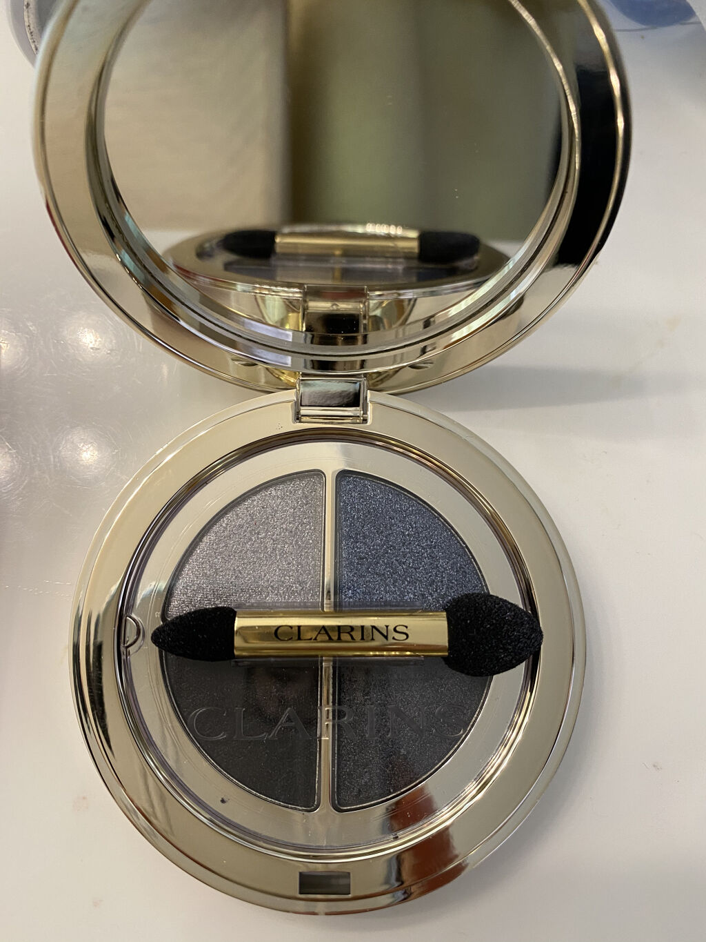 オンブル ４/CLARINS/アイシャドウパレットを使ったクチコミ（2枚目）