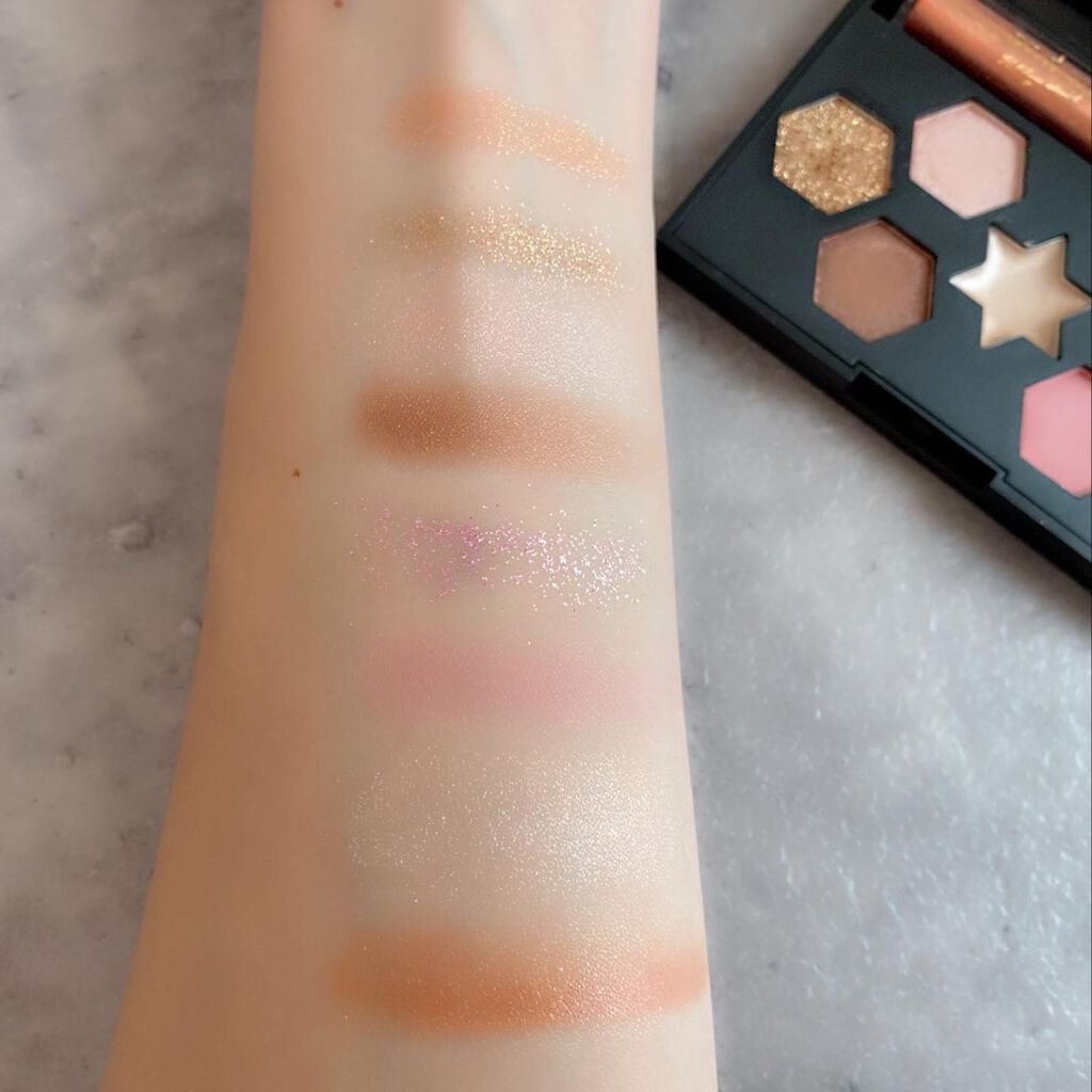 and us ウィンターコフレパレット/3COINS/メイクアップキットを使ったクチコミ（2枚目）