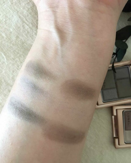 メルティングカラーアイズ/LUNASOL/アイシャドウパレットを使ったクチコミ(4枚目)