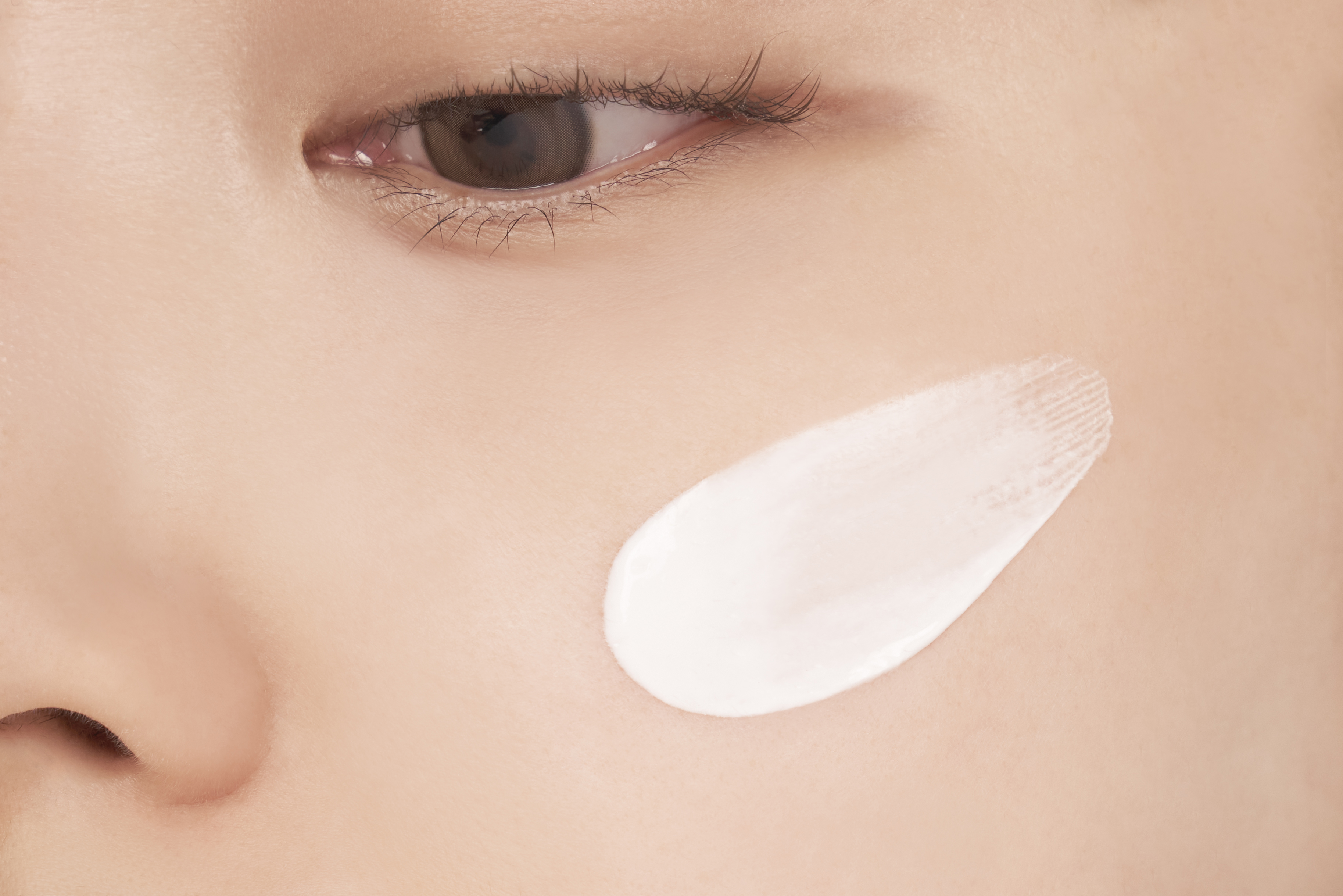 ケアトーンアップ 04 ミルク(MILK)