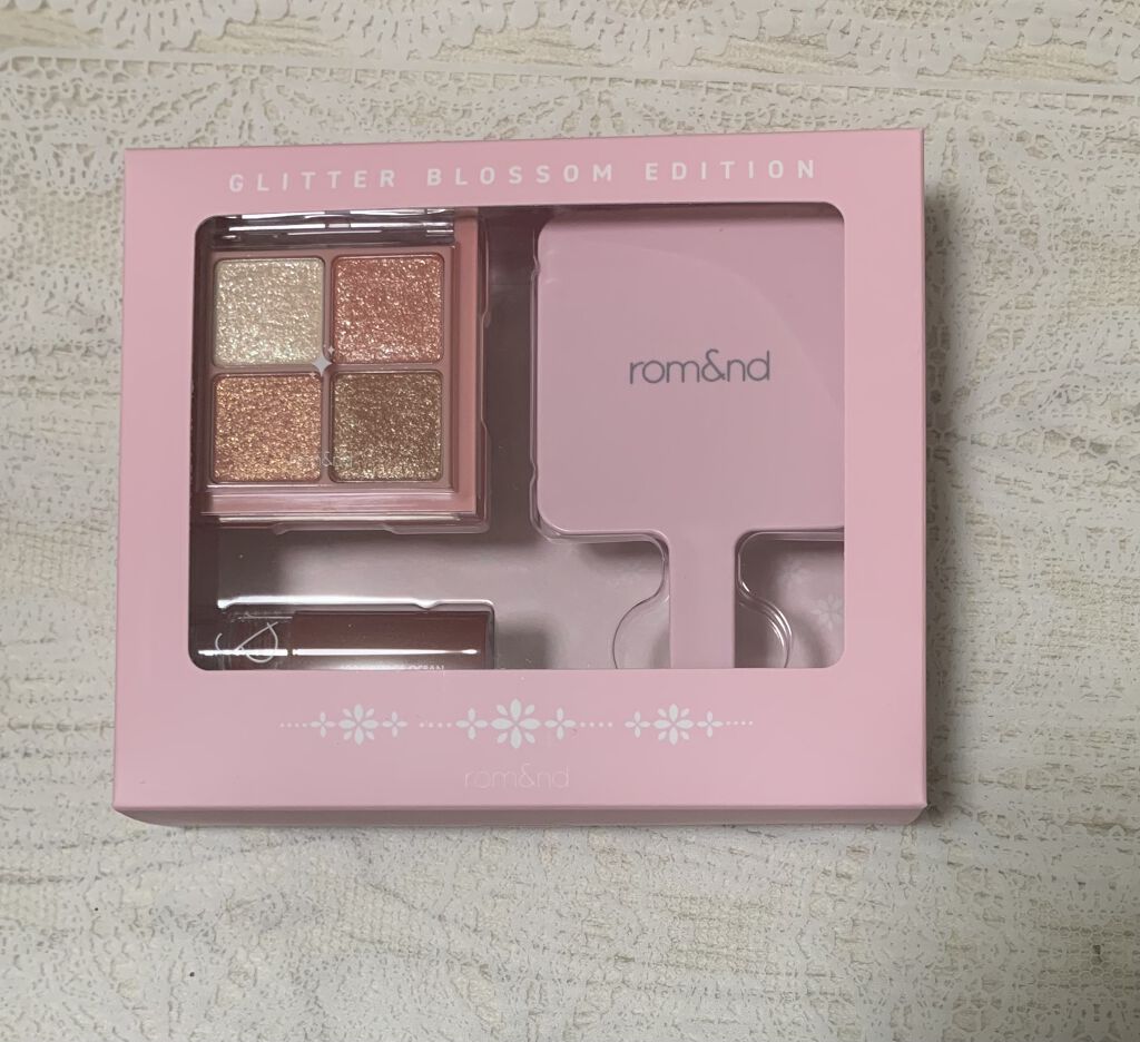 グリッターブロッサムエディション/rom&nd/メイクアップキットを使ったクチコミ（1枚目）