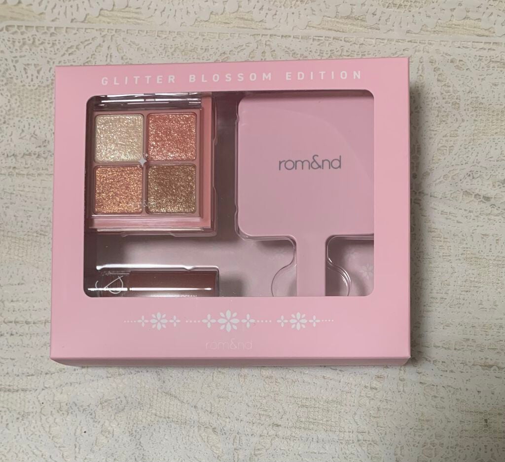 グリッターブロッサムエディション/rom&nd/メイクアップキットを使ったクチコミ(1枚目)