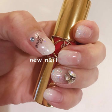 Rio on LIPS 「⋈﻿newnail⋈﻿"2018.12"✓白×白ラメのグラデー..」（1枚目）