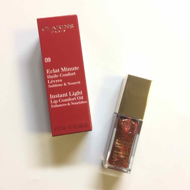 コンフォート リップオイル  09 red berry glam（限定） /CLARINS/リップグロスを使ったクチコミ（1枚目）