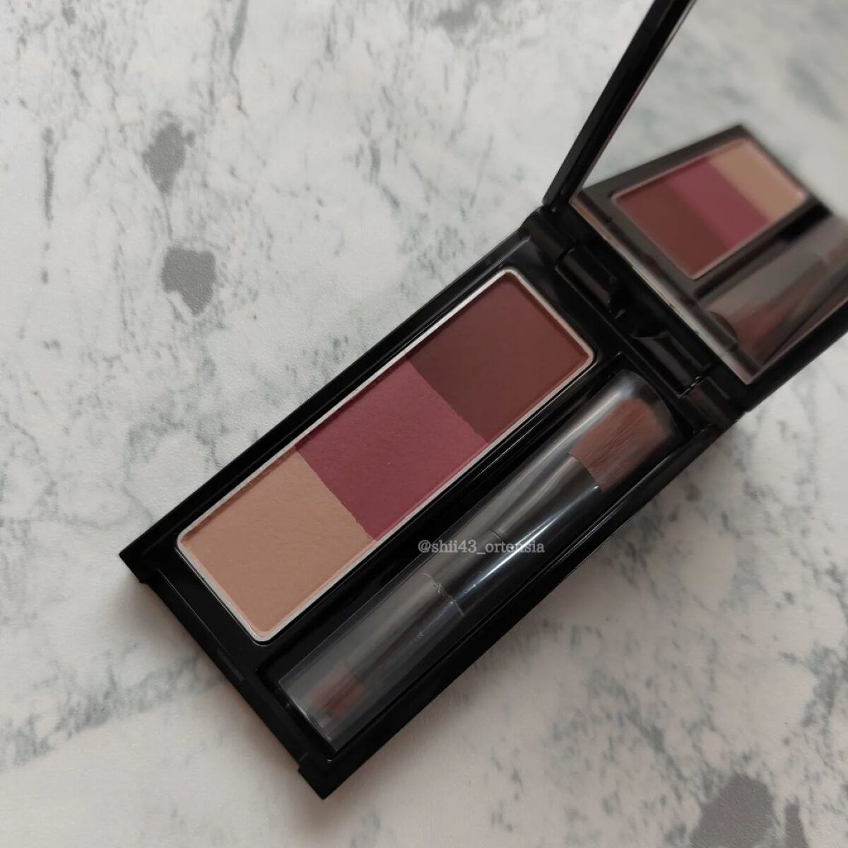 ケイト デザイニングアイブロウ3D EX-9 パープルブラウン(本体)/KATE/パウダーアイブロウを使ったクチコミ（2枚目）