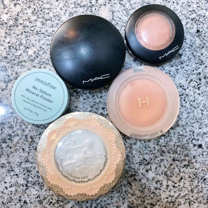 ノーセバム ミネラルパウダー/innisfree/ルースパウダーを使ったクチコミ(1枚目)