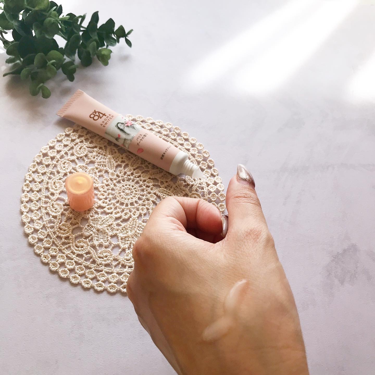 8x4 アロマスイッチ 涼感ネックジェル パリスブーケの香り/８ｘ４/デオドラント・制汗剤を使ったクチコミ（3枚目）