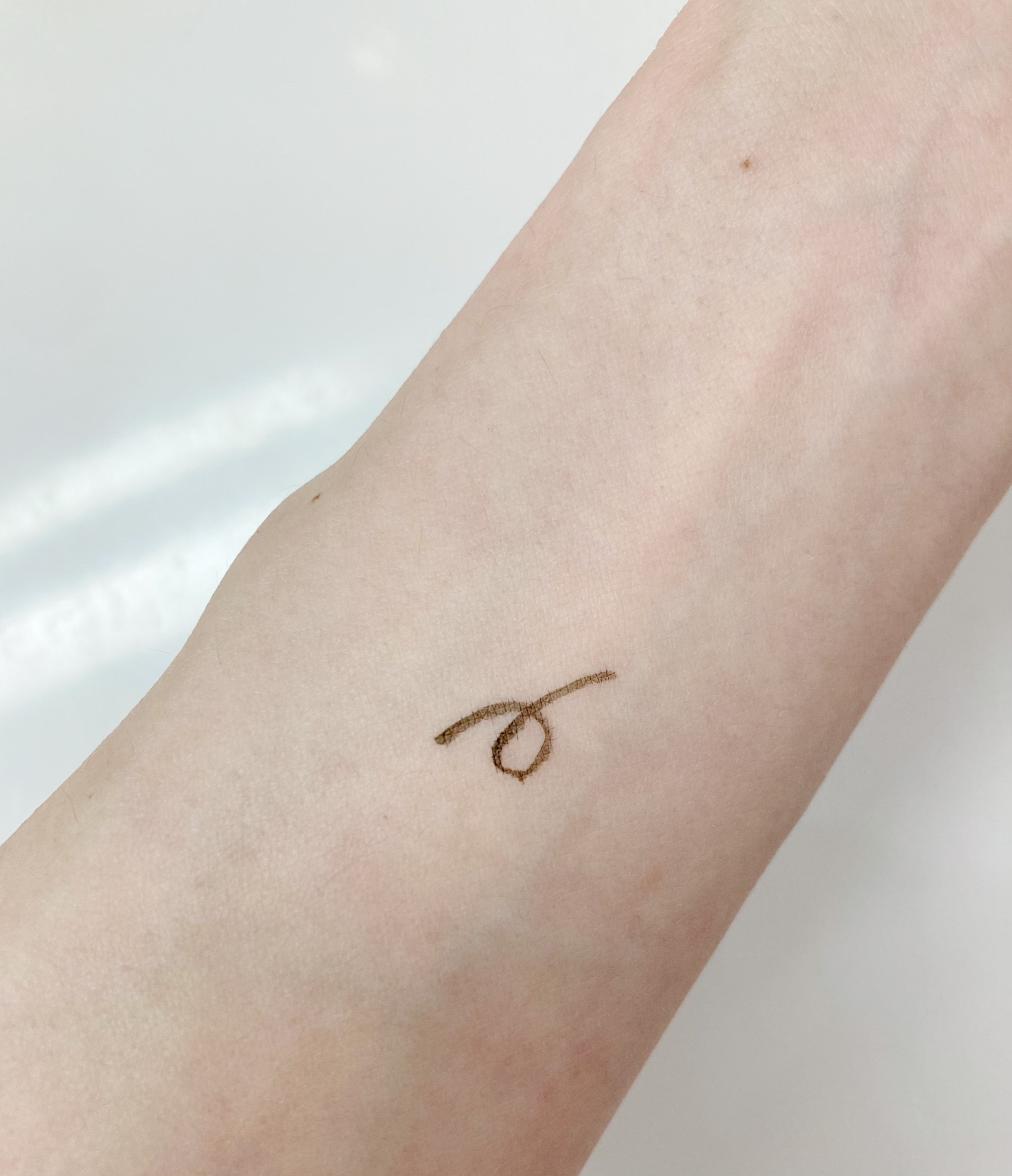 ベルベットライナー/LUMIURGLAS/リキッドアイライナーを使ったクチコミ（3枚目）